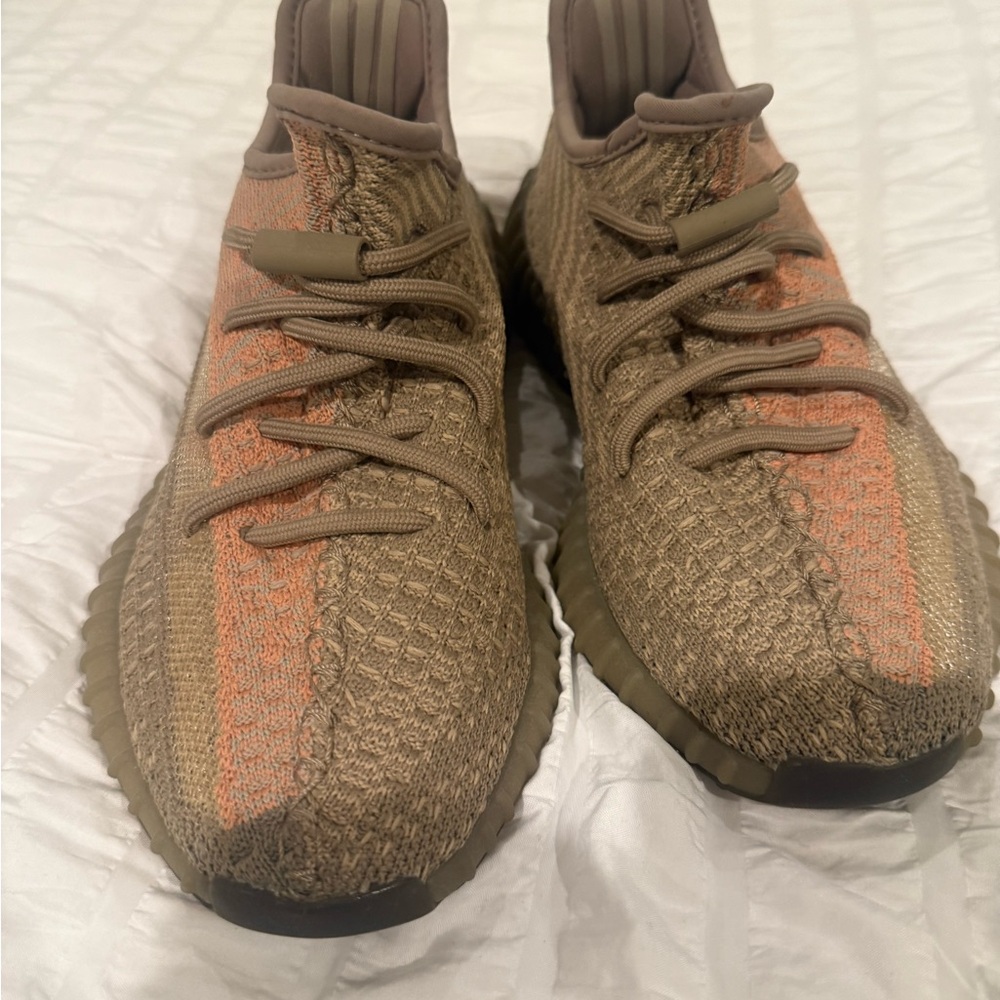 Yeezy boost - Picture 3 of 4